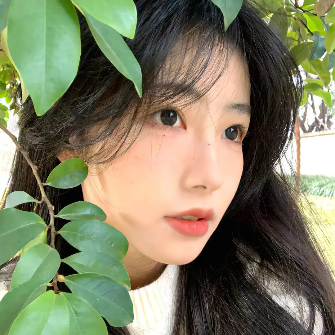 小资女孩向前冲
